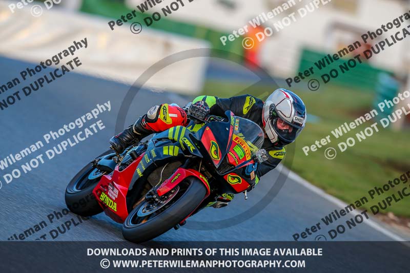 PJM Wedding Photography;enduro digital images;event digital images;eventdigitalimages;mallory park;mallory park photographs;mallory park trackday;mallory park trackday photographs;no limits trackdays;peter wileman photography;racing digital images;trackday digital images;trackday photos